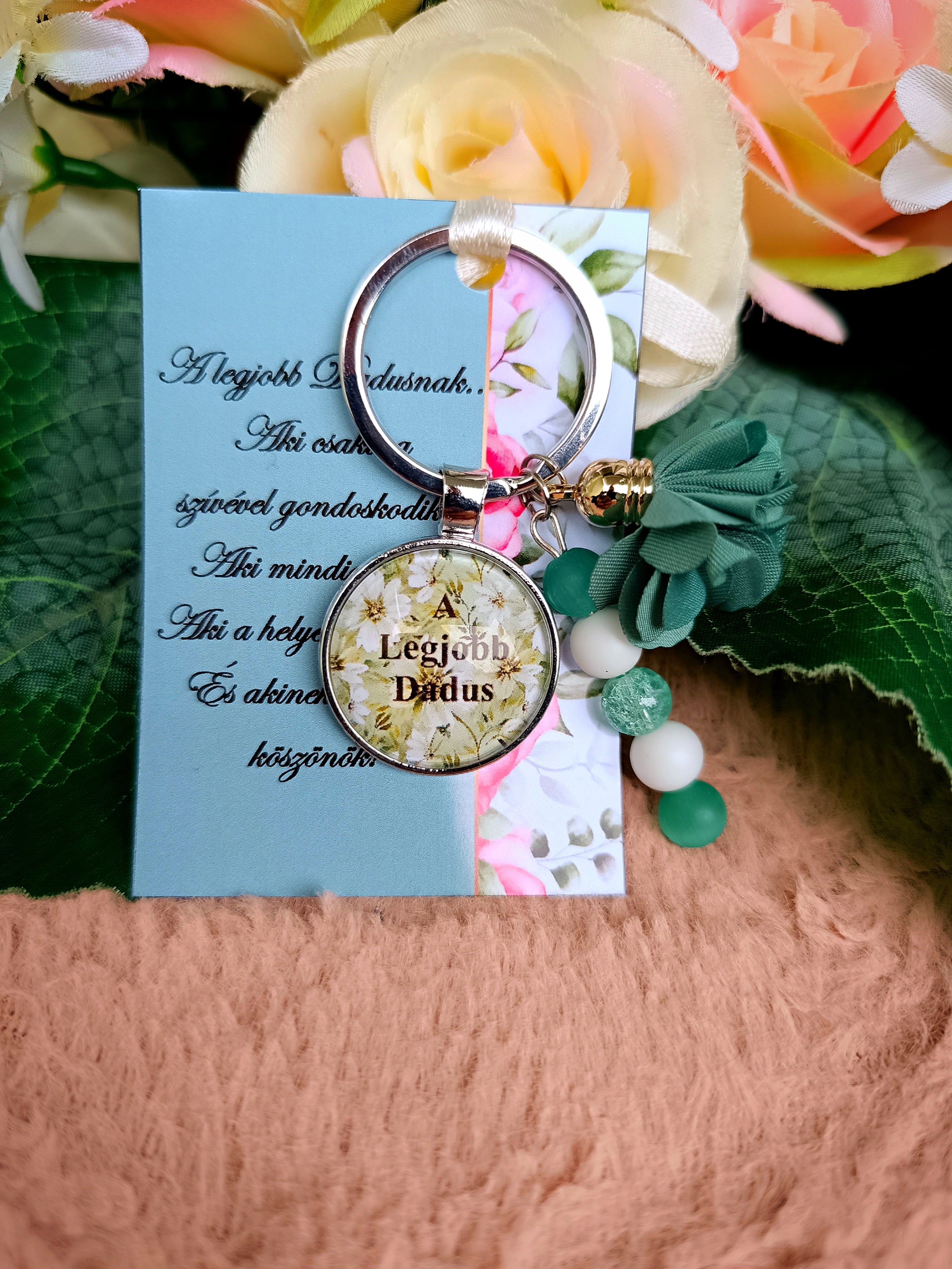 Ajándék pedagógusnak pasztell zöld kulcstartó